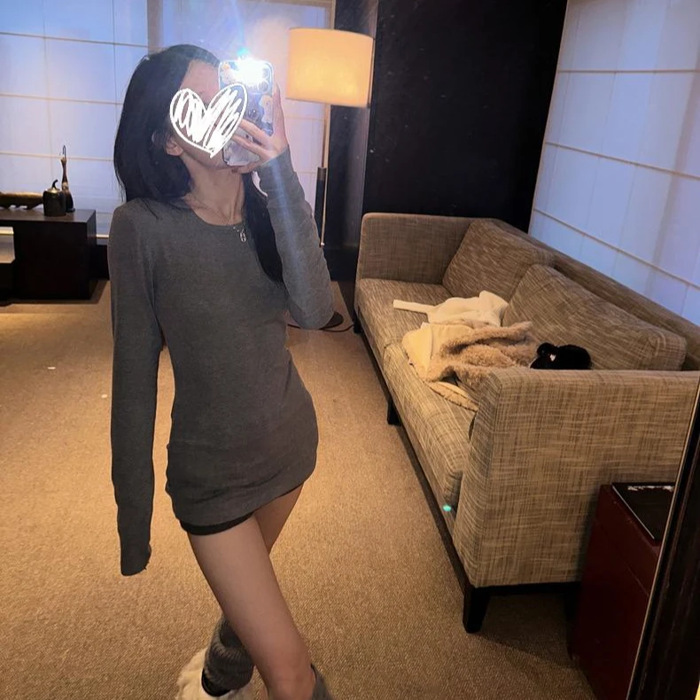 中长款收腰正肩长袖打底T恤女秋冬新款圆领修身内搭纯色百搭上衣