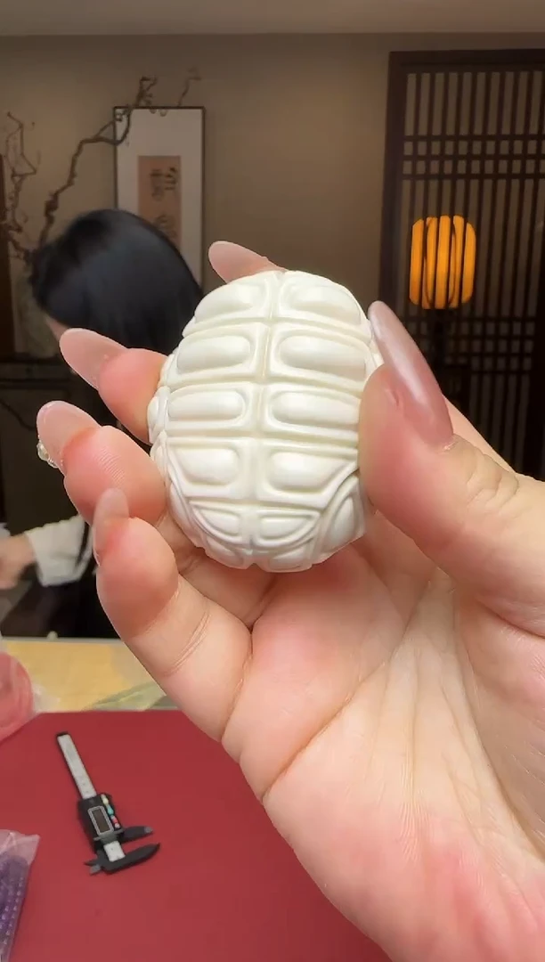 甄选好物 | 龟龟手把件