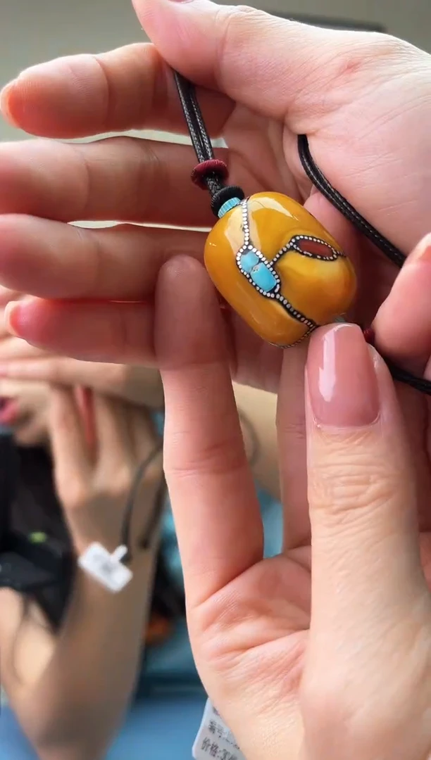 蜜蜡未镶嵌珠宝奇石T08假一罚十