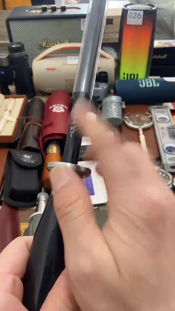 瓷片闪购商品  如图所示