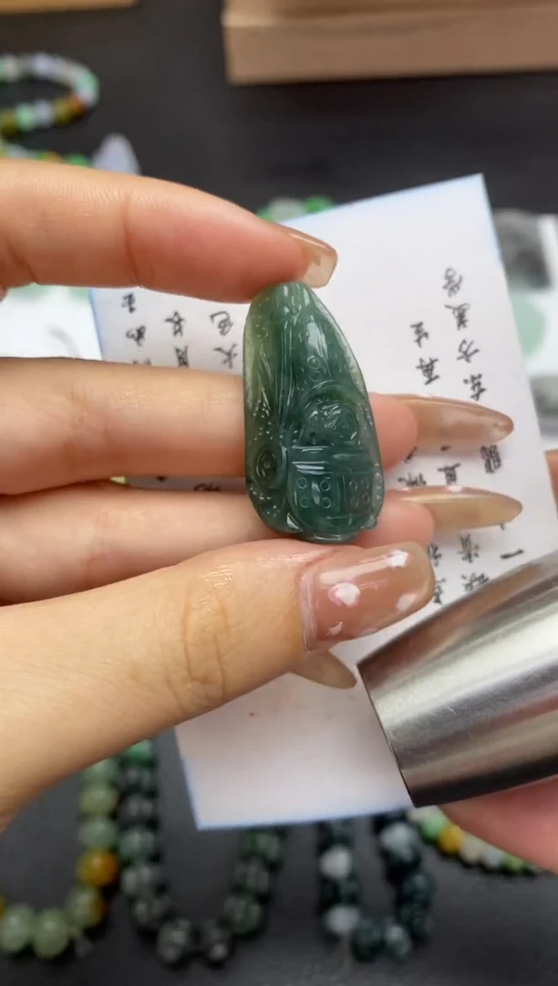 未镶嵌定制翡翠翡翠毛货~