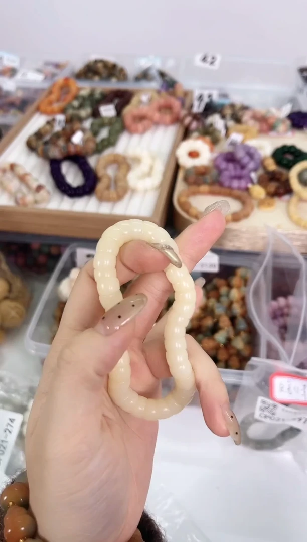 手串菩提根/象牙果CP021-596【竹盼风9mm】菩提根奶黄小肠单圈