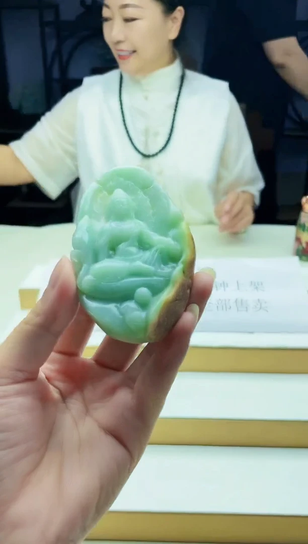定制翡翠未镶嵌毛货08030127