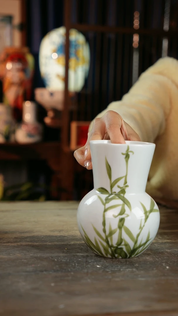 【闪购商品】瓷片景德镇纯手工釉下彩精品花瓶