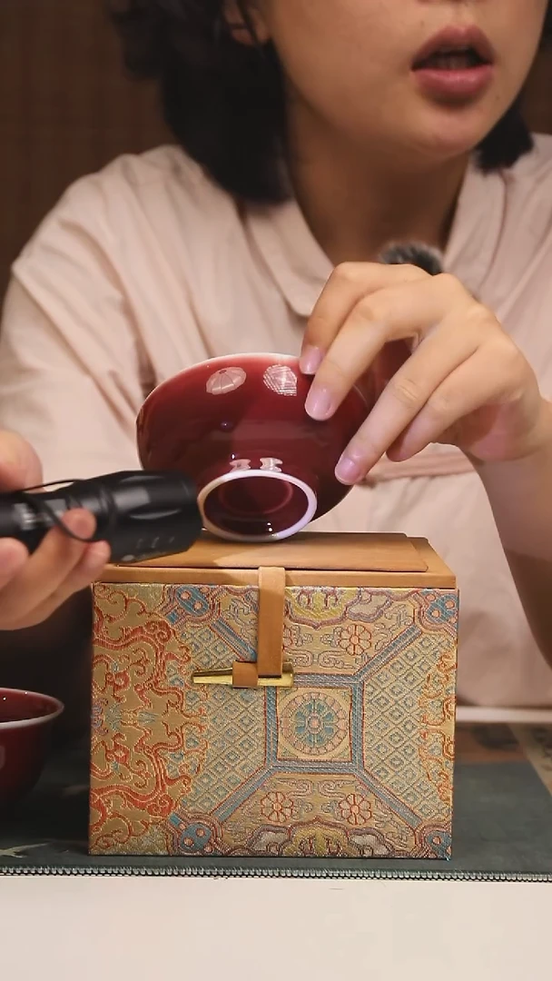 景德镇高温瓷纯手绘郎红普洱杯