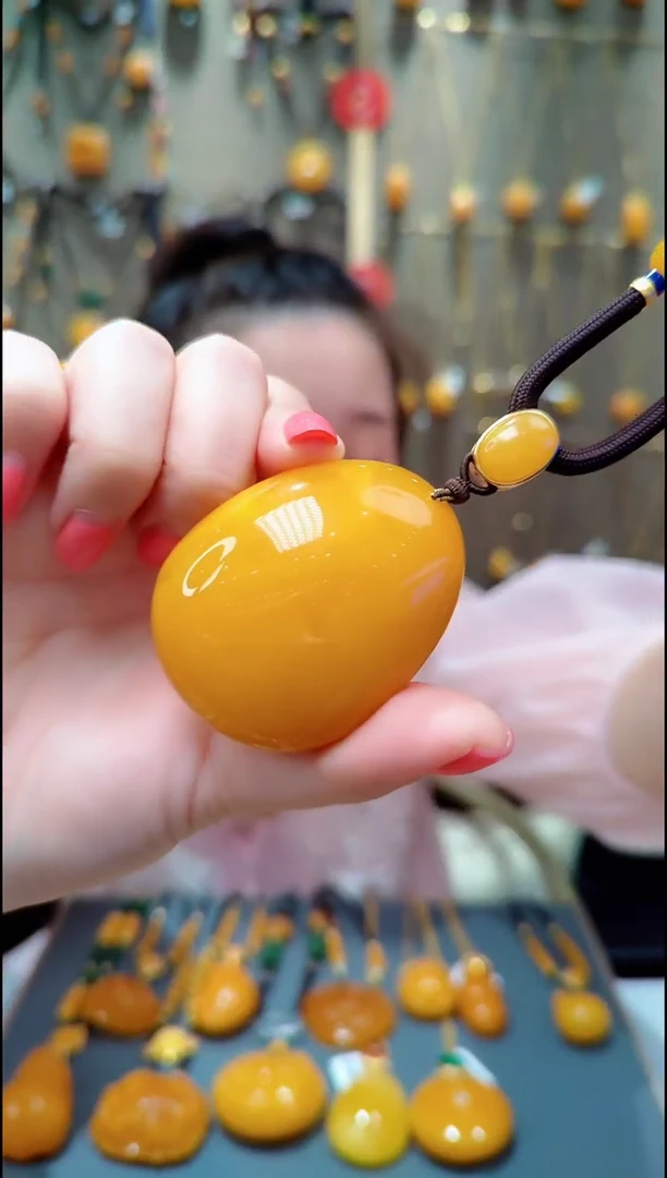 蜜蜡未镶嵌珠宝奇石﹣G178蜜蜡吊坠水滴