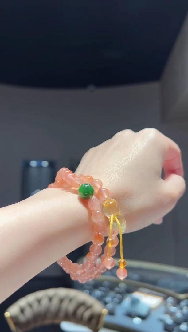 【闪购商品】南红玛瑙手链未镶嵌4】多样性发其一