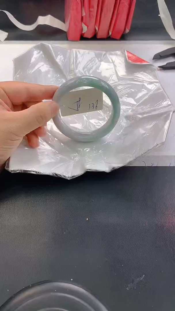 未镶嵌手镯翡翠136