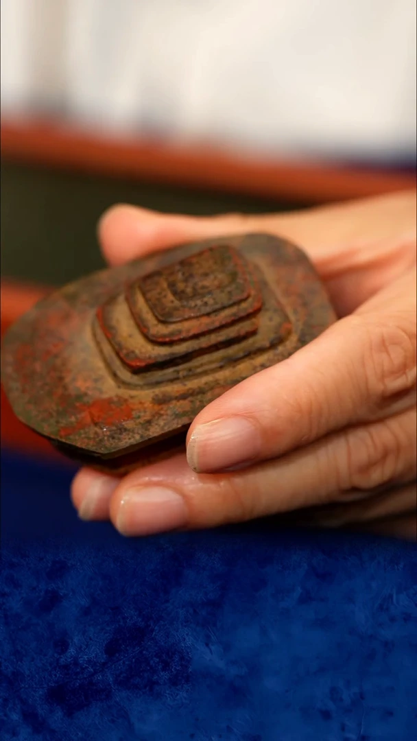 宜兴紫砂 紫砂茶壶XS  佛魔一念