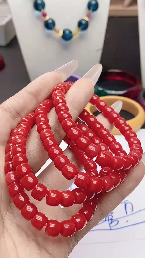 无非金属        血 cc    精美款 手链