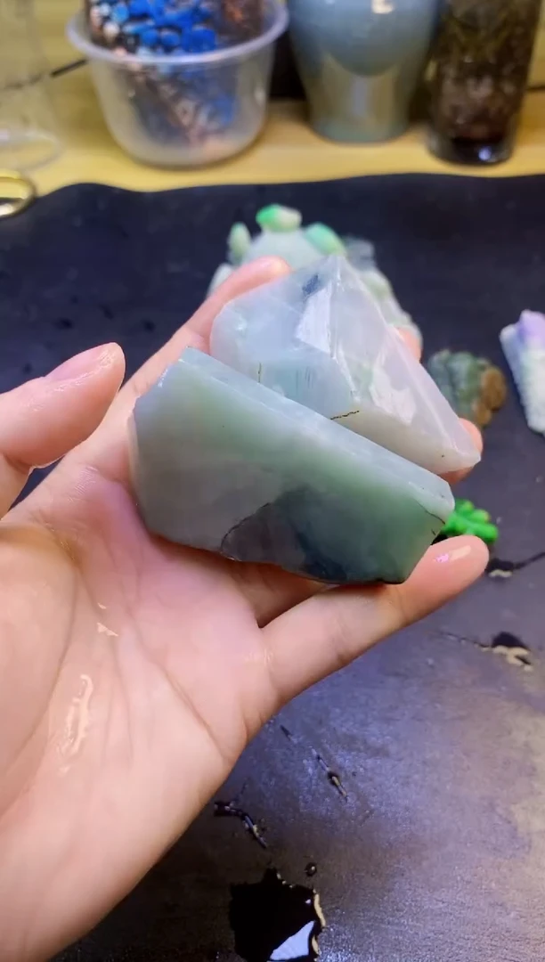 翡翠未镶嵌颈饰天然翡翠038