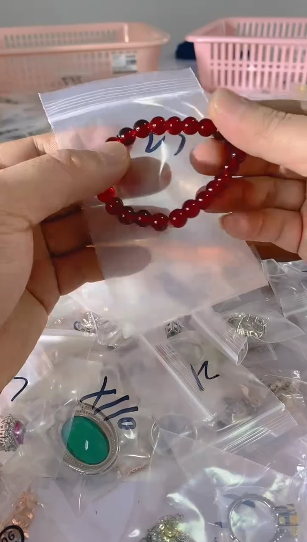 【闪购商品】水晶颈饰银S925镶嵌523红宝，蓝宝，多样性发一件赠链