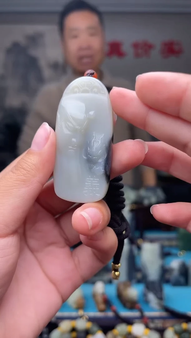 未镶嵌和田玉挂件1