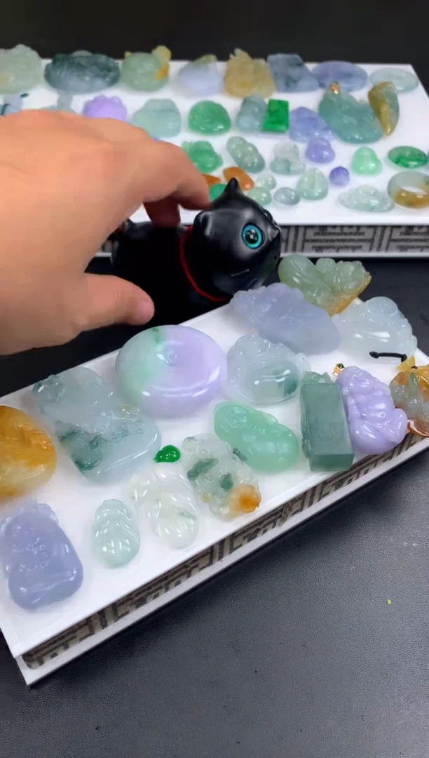 【闪购商品】玛瑙/玉髓颈饰未镶嵌猫咪