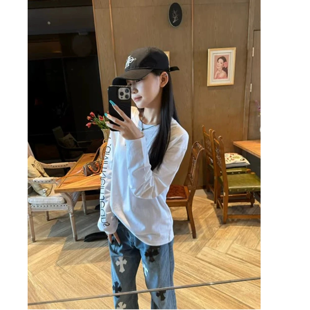 白色字母印花长袖t恤打底衫女春秋季2025新款圆领宽松设计感上衣
