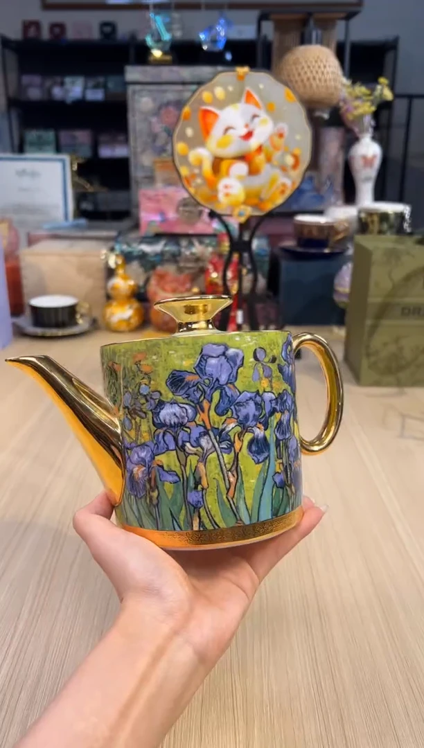 172梵高鸢尾大茶壶