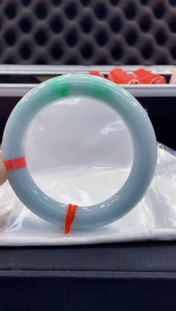 未镶嵌手镯翡翠翡翠手镯
