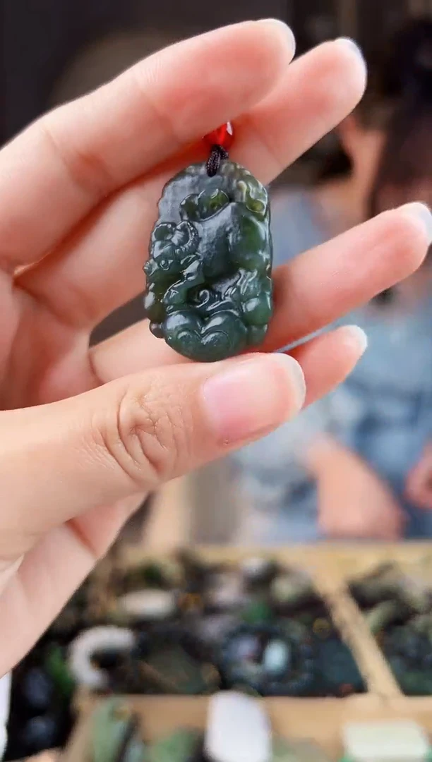 颈饰未镶嵌和田玉拍一发一，多样性发货