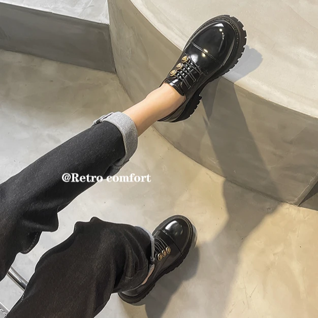 小陈姐专属~厚底粗跟金属扣乐福鞋小香风雕花小皮鞋软皮单鞋