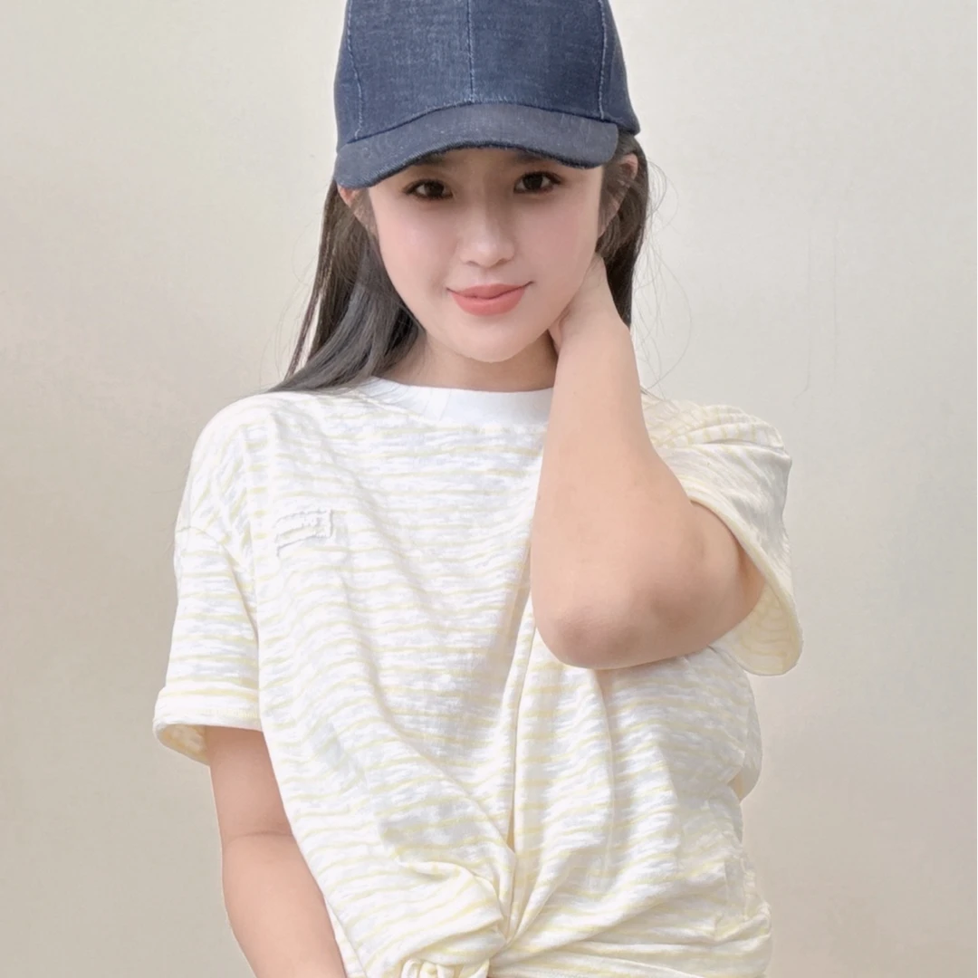 春夏时尚百搭宽松显瘦圆领条纹短袖