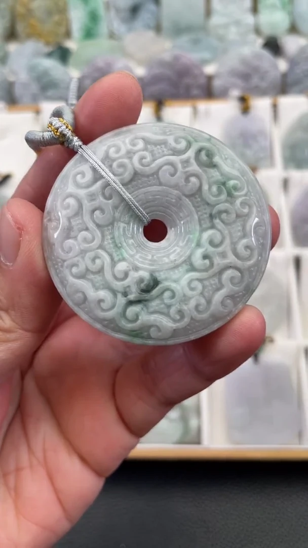 颈饰未镶嵌翡翠天然缅甸翡翠A货81