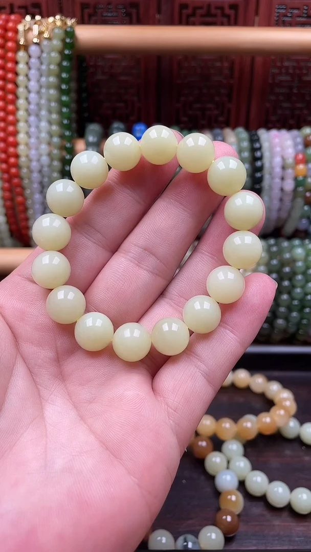 手串未镶嵌和田玉若羌黄口鸡油黄卡十二圆珠单圈手串