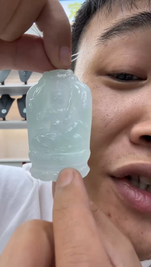 颈饰未镶嵌翡翠天然翡翠A货孤品一件