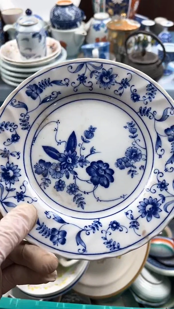 瓷片神****爱英哥瓷器满19.9包邮