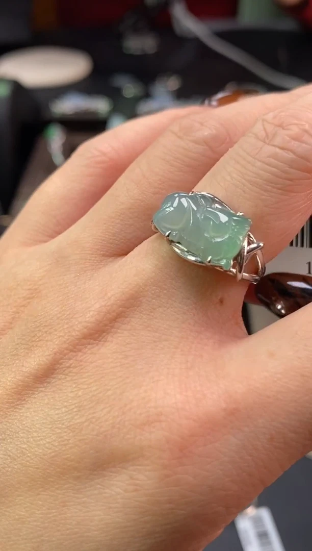 颈饰银S925镶嵌翡翠净货18983