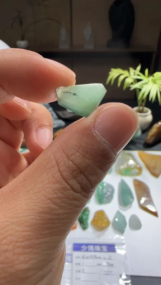 未镶嵌定制翡翠缅甸A货翡翠