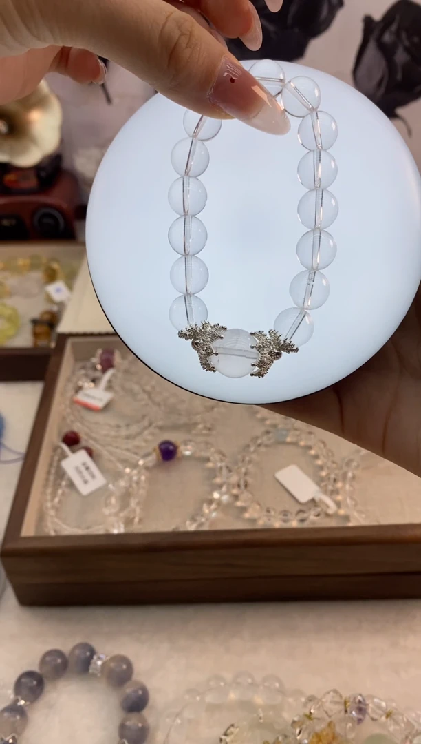 【闪购商品】水晶手链未镶嵌白水莫粉