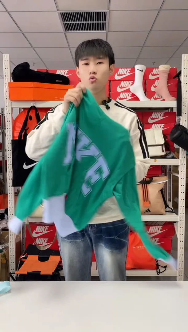 编码 尺码160胸围衣长 正品