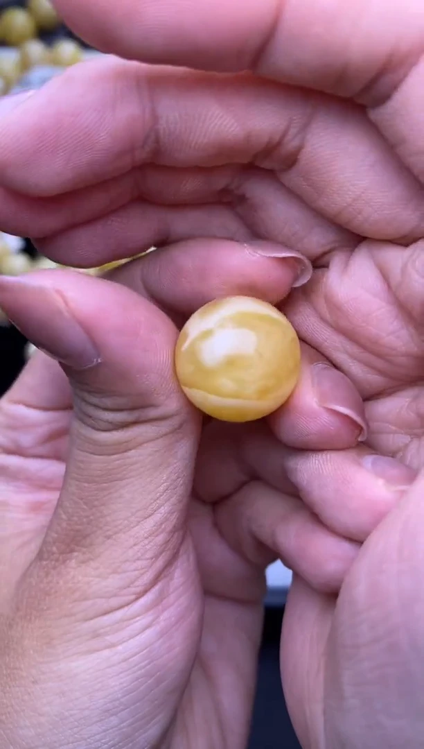 裸石琥珀未镶嵌18.1妹妹+大小姐珠宝24