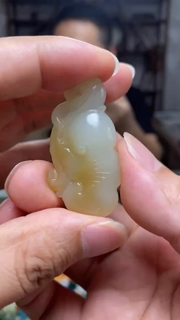 和田玉未镶嵌颈饰40