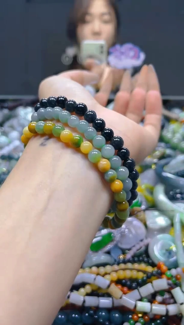 翡翠未镶嵌颈饰5MM/D/翡翠A货，一件也是批发价
