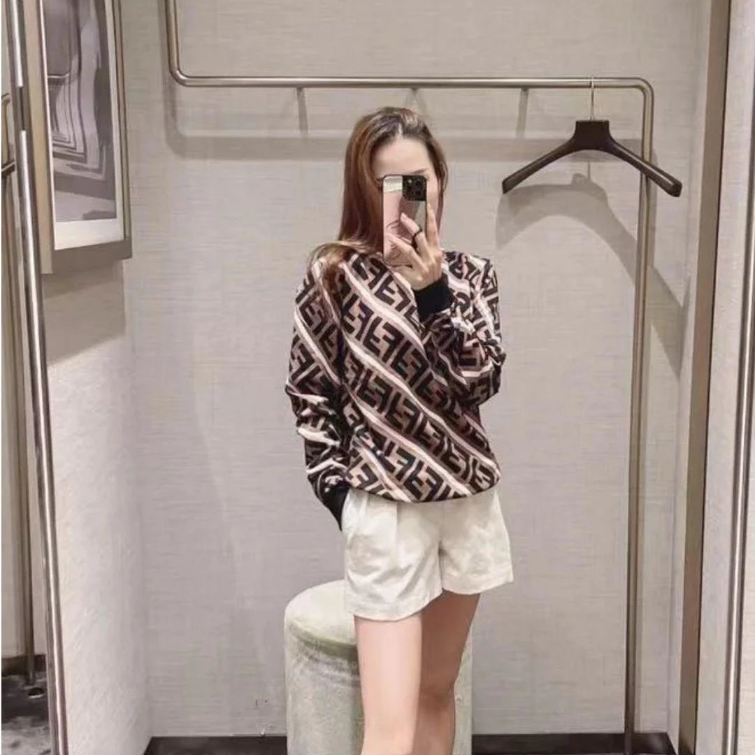 全新未使用 FENDI/芬迪 双双臻选/BC01006/芬迪毛衣/棕色;M