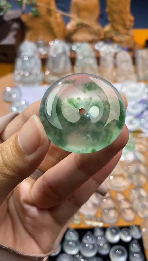 【闪购商品】定制翡翠未镶嵌平安扣33.5*6.6