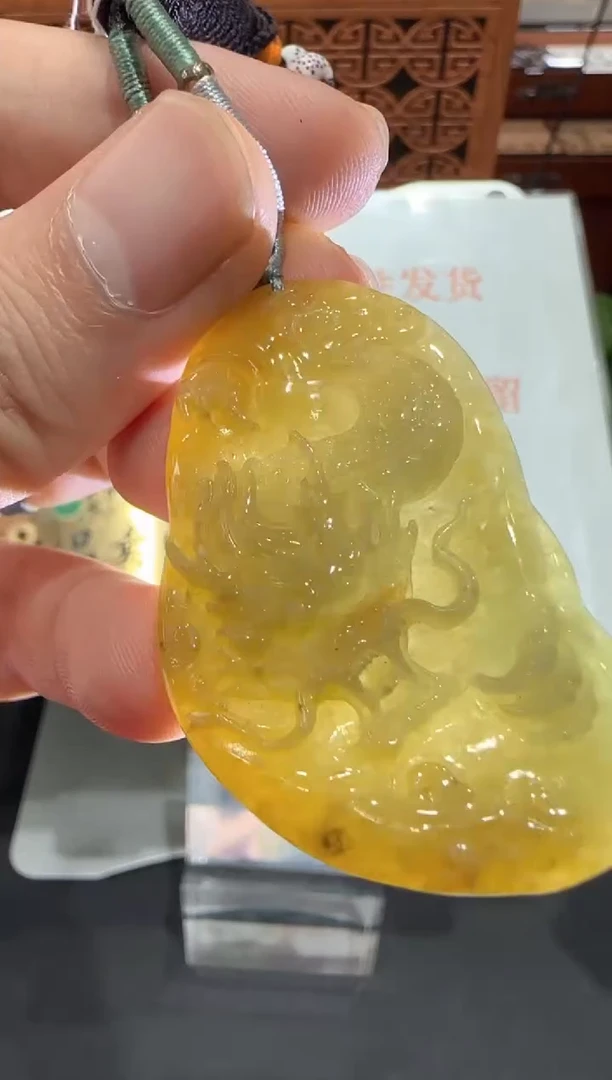 翡翠挂件未镶嵌A货翡翠多样性孤品