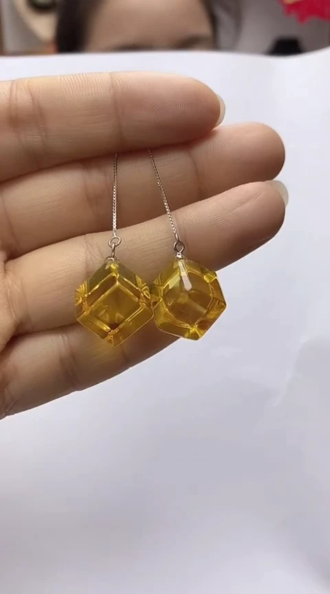 【闪购商品】琥珀裸石银S925镶嵌琥珀耳线
