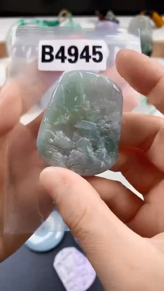颈饰未镶嵌翡翠天然翡翠吊坠挂件