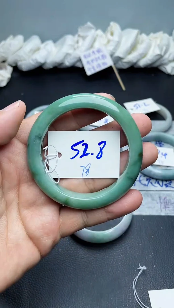 未镶嵌手镯翡翠78