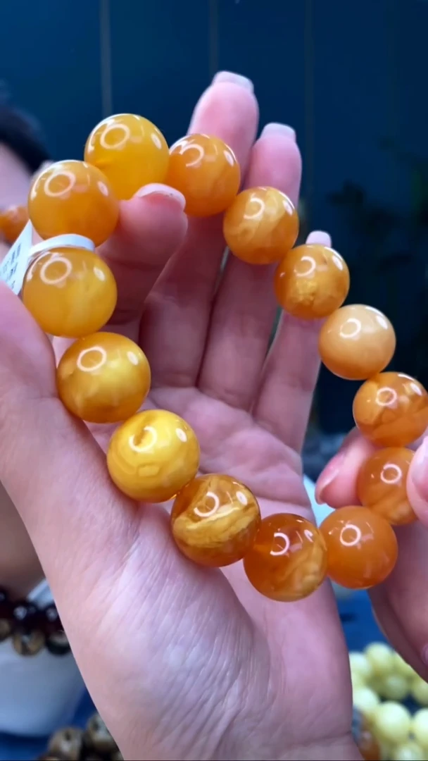 裸石琥珀未镶嵌11/3多样性发其一68