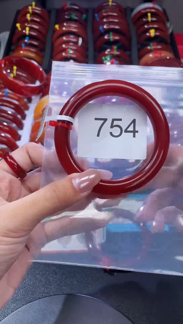 手镯玛瑙/玉髓未镶嵌57.6圈口*A754