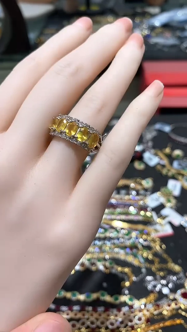 蓝宝石戒指银S925镶嵌戒指