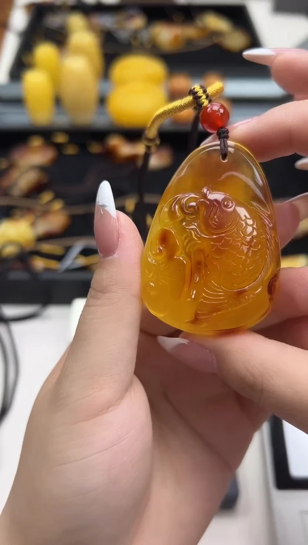 裸石琥珀未镶嵌琥珀蜜蜡吊坠