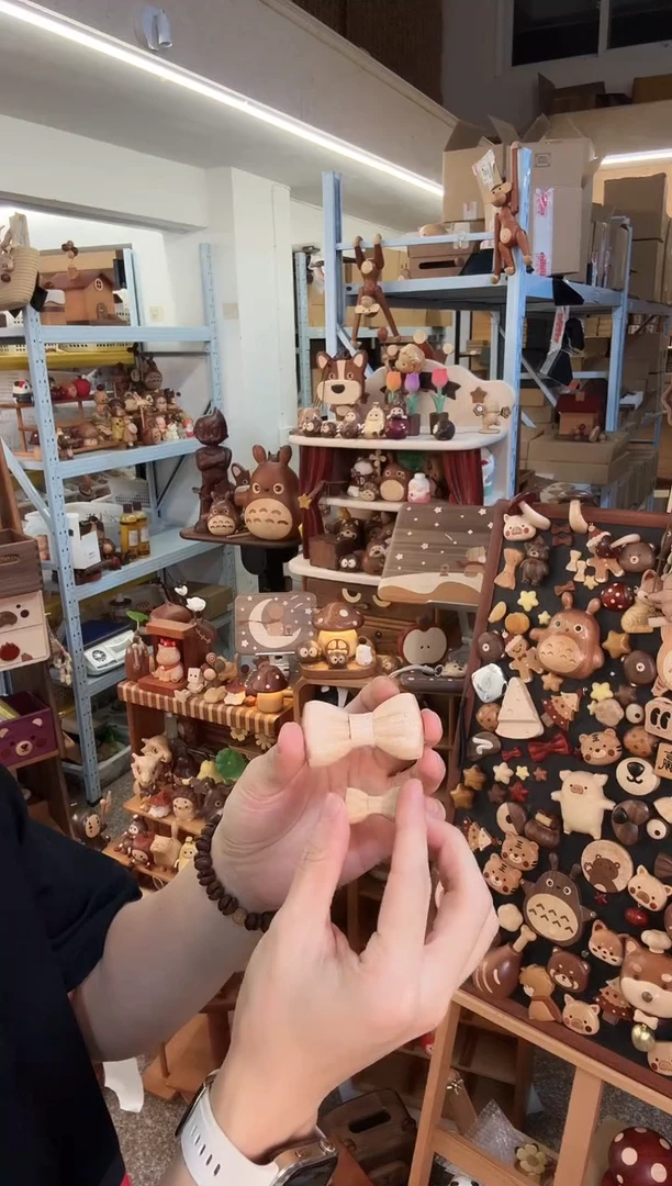 木白色蝴蝶结大加小