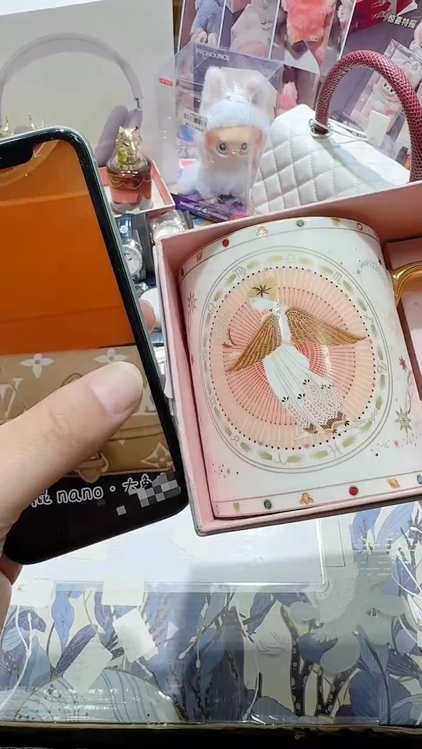 瓷片nano生活的本意就是开心@@1