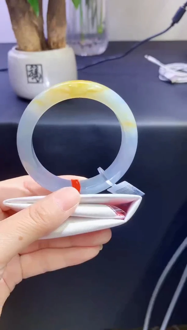 未镶嵌手镯翡翠翡翠手镯圈口56.8-t111