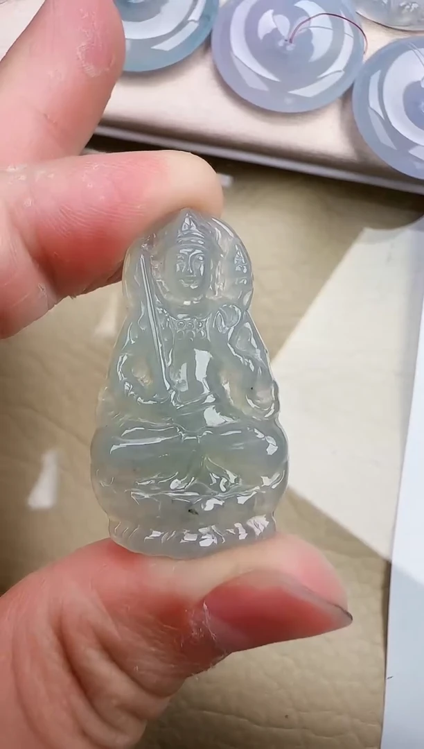 翡翠未镶嵌颈饰缅甸翡翠a货