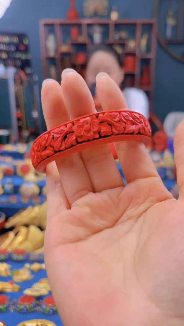 非遗 雕漆铜手镯 62 红黑 花卉